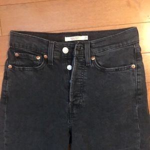 Levi’s black wedgie straight jeans